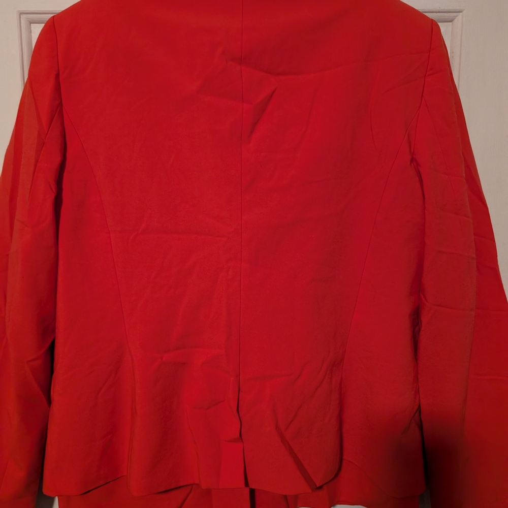 Calvin Klein Women's Salmon Color Suit Size 16 - Picture 3 of 4